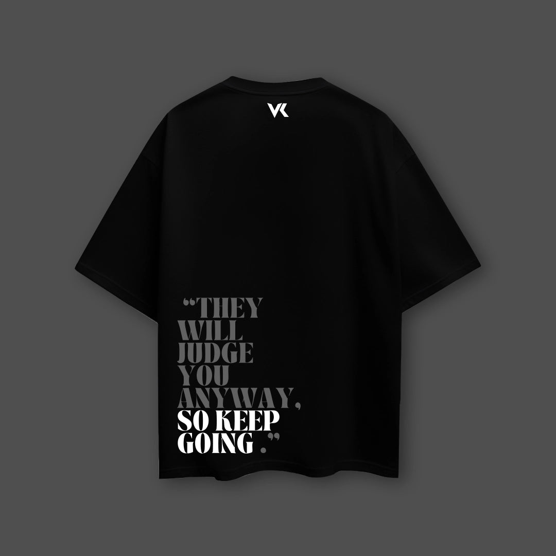 Vlack black oversized streetwear t-shirt with motivational text on the back