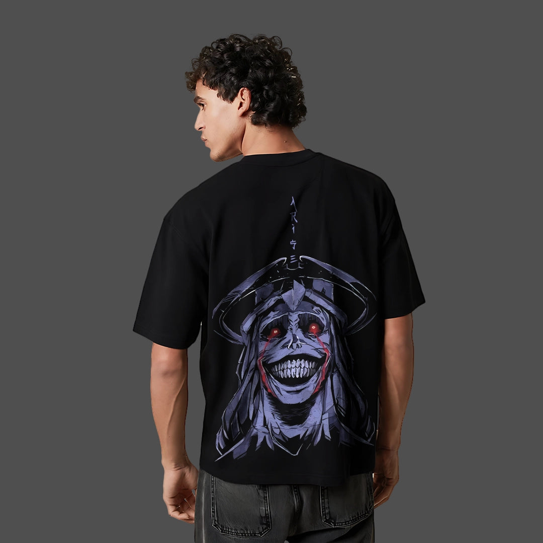 Model wearing Solo Leveling black oversized t-shirt with large back anime graphic of shadowed figure holding dagger
