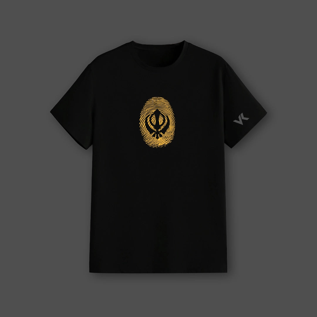 Guru Nanak Dev Ji Golden Temple Regular Fit Black T-Shirt